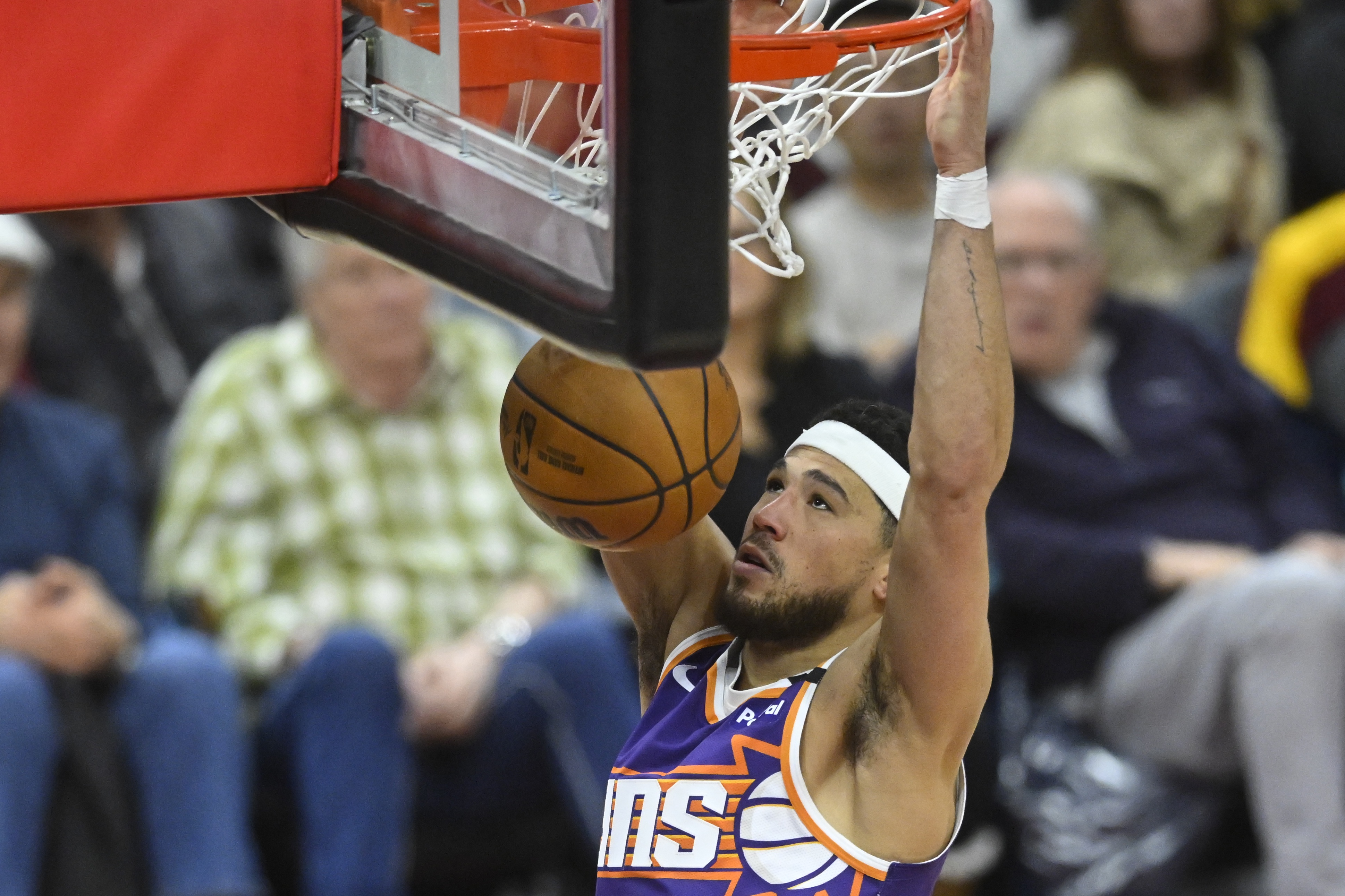 开云体育官方入口-太阳前锋获分表现，成为全队得分王的简单介绍