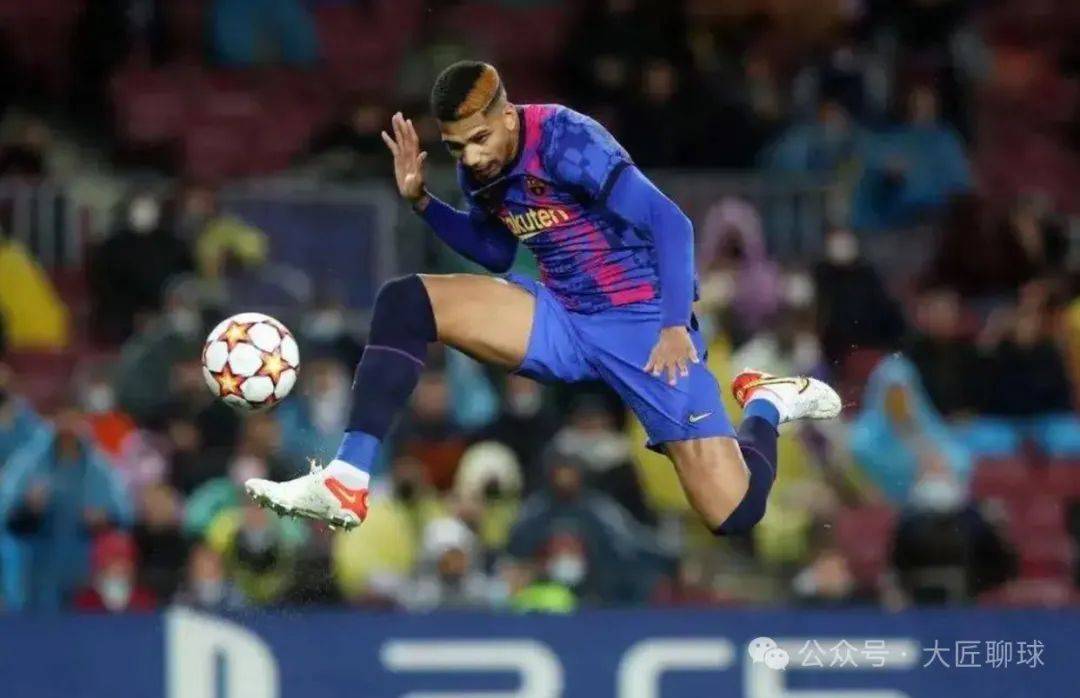 梅西披挑大旗，巴萨再次夺冠机会
