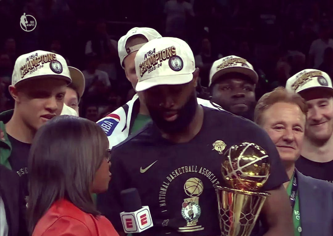 凯尔特人主场再获胜剑指冠军的简单介绍