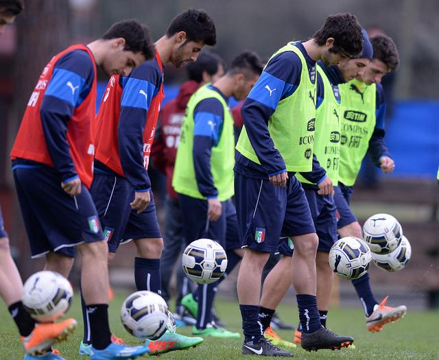 澳大利亚对决保加利亚，欧洲杯赛场炙热进行的简单介绍