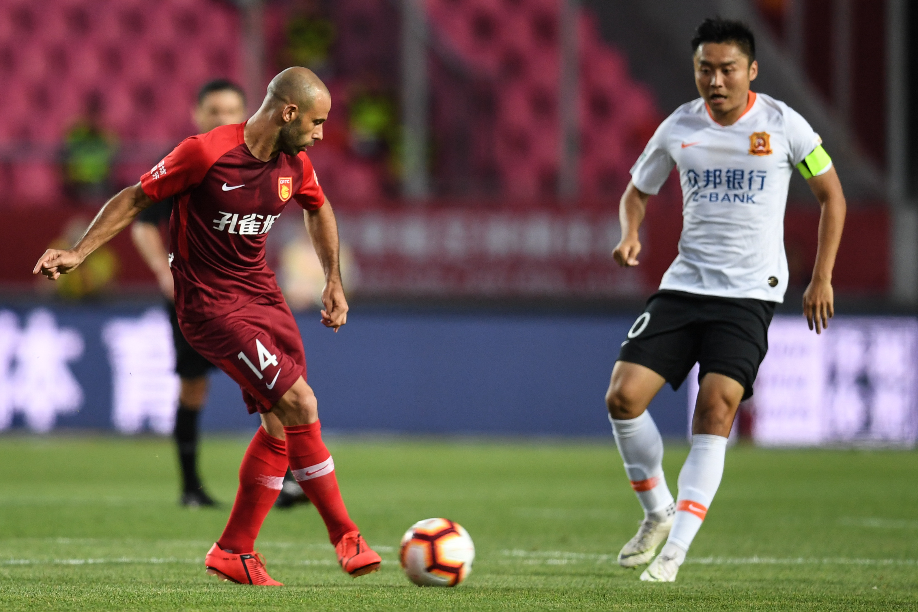 开云体育官方登录入口-关于山东鲁能不敌河北华夏幸福，积分榜上略有下滑的信息