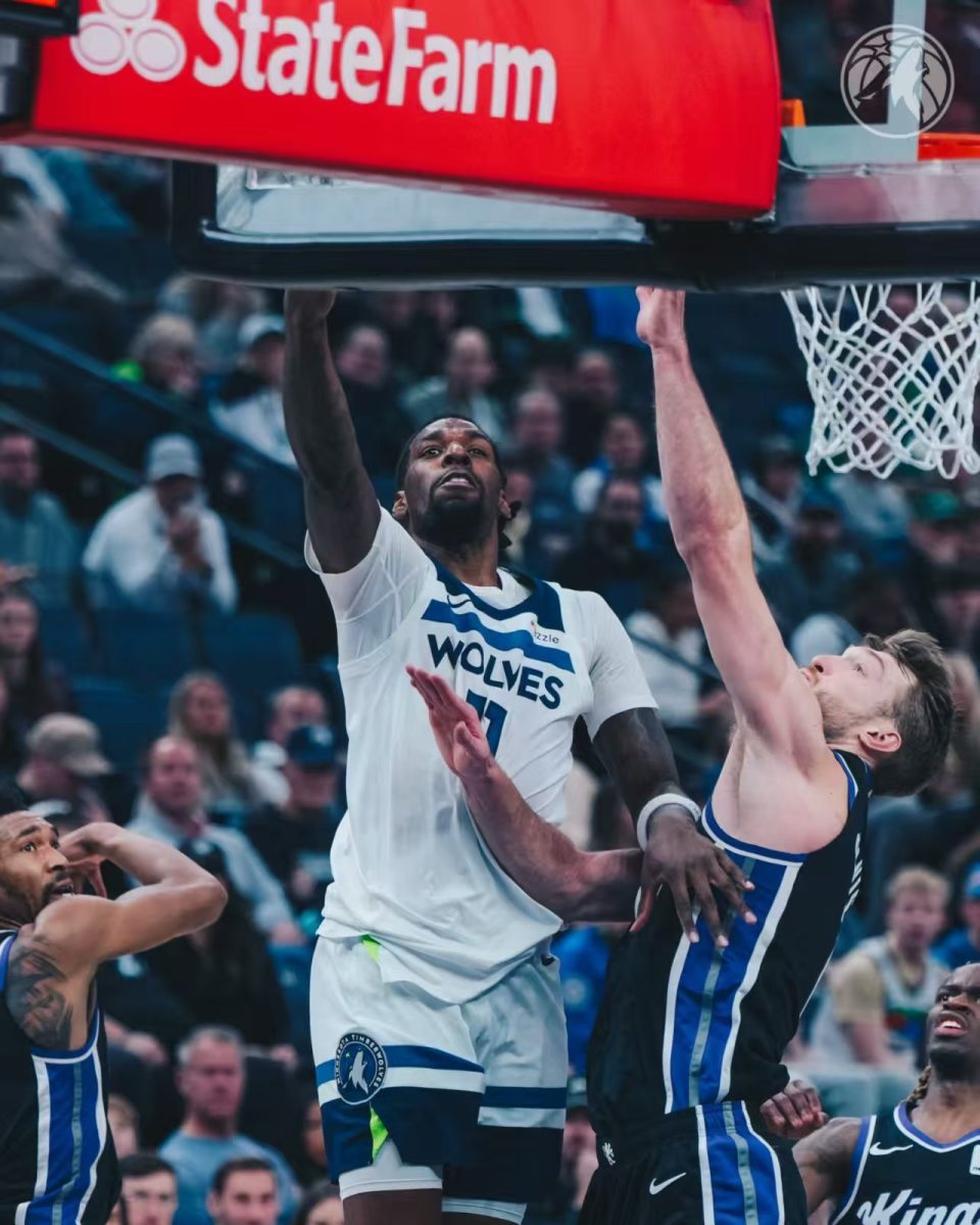 开云体育官网-狼队遭遇两连败，球员们需拿出实力