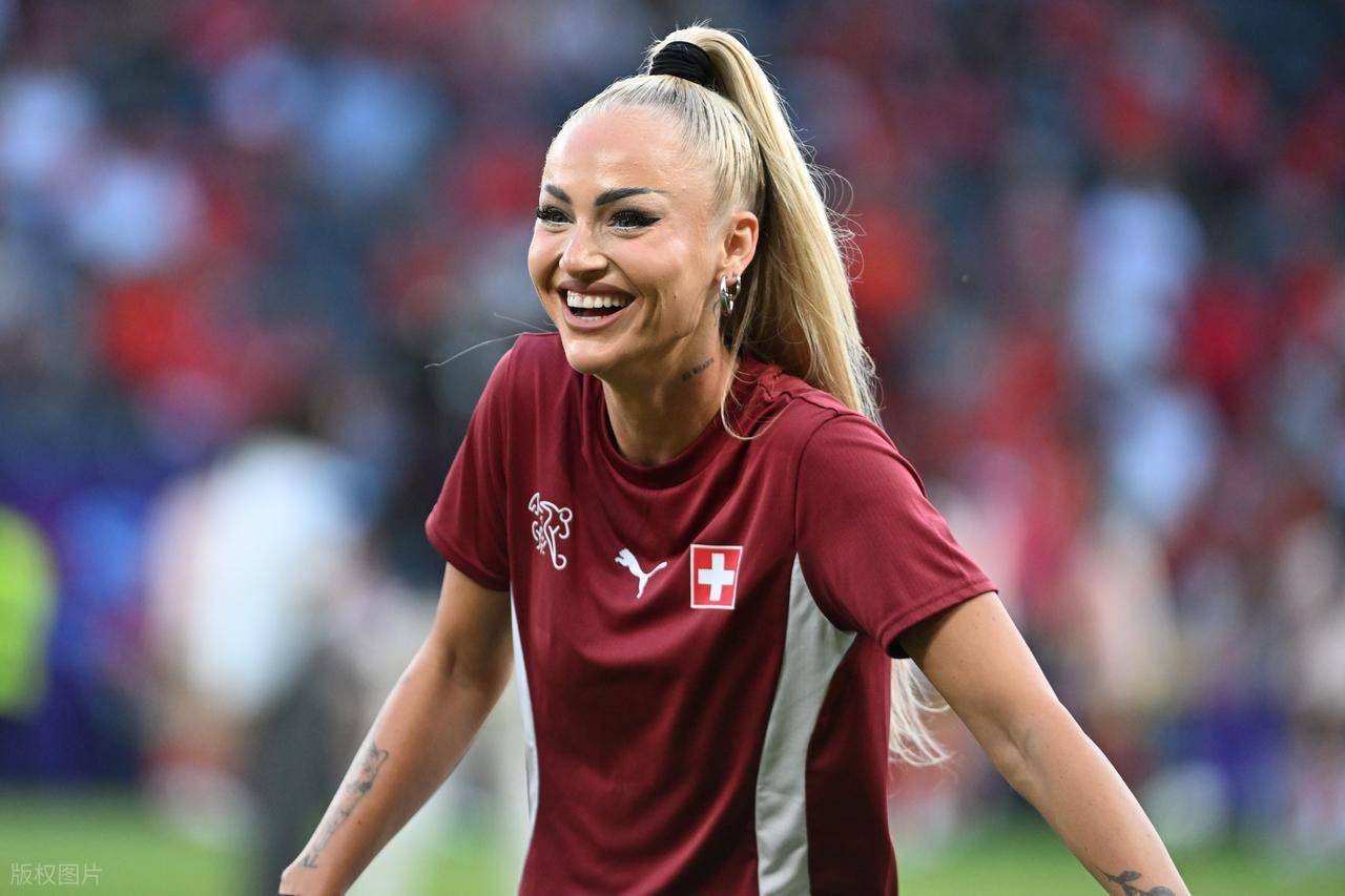 开云体育在线登录-西班牙女足实现逆转，击败加拿大