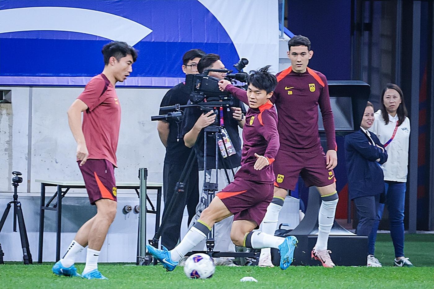 开云体育在线-印度尼西亚球队士气高涨，备战决赛的简单介绍