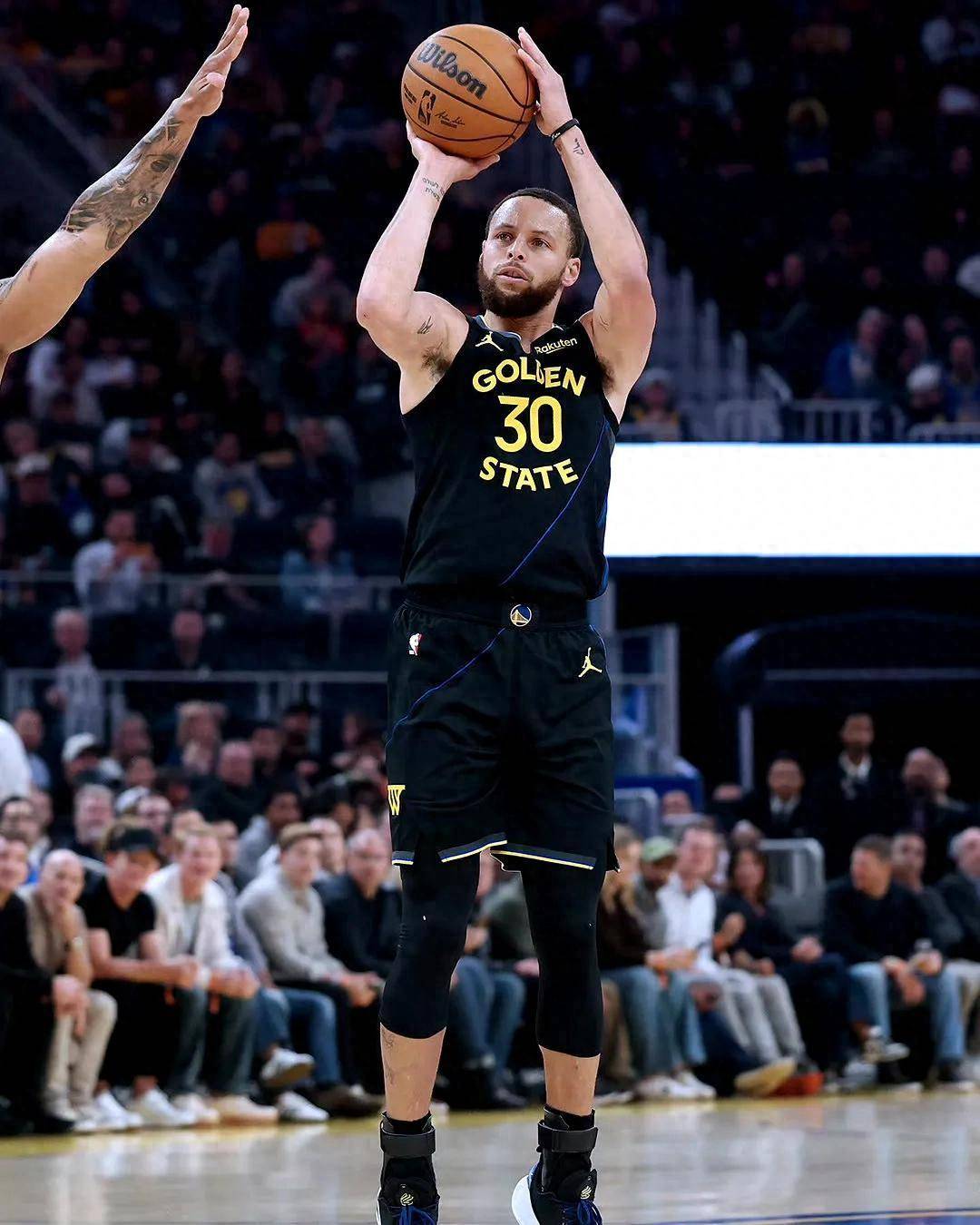 开云体育在线-关于勇士队客场逆转马刺，普莱斯23分砍下胜利的信息